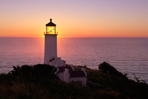 Buzz_0614_JuneBNorthHeadLighthouse